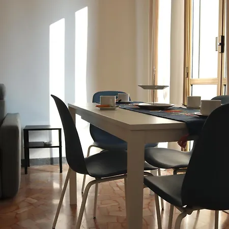 La Giraffa, Silenzioso Bilocale 公寓 *