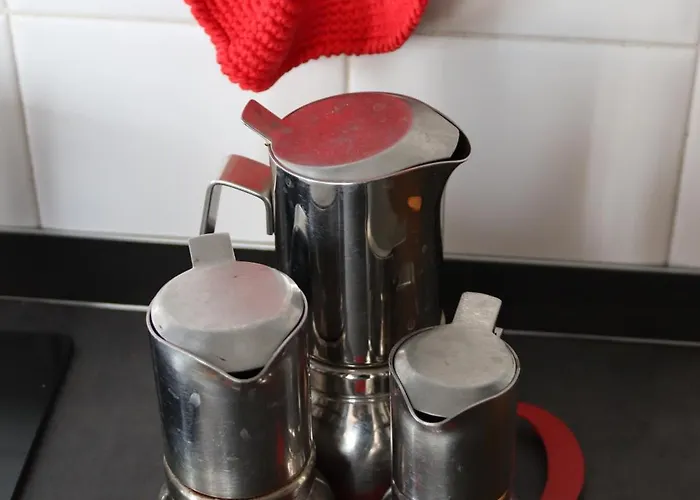 La Giraffa, Silenzioso Bilocale